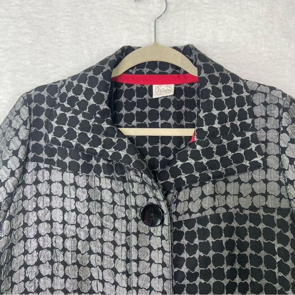 Et Lois artsy bubble colorblock big button top. Size Large - Picture 6 of 11